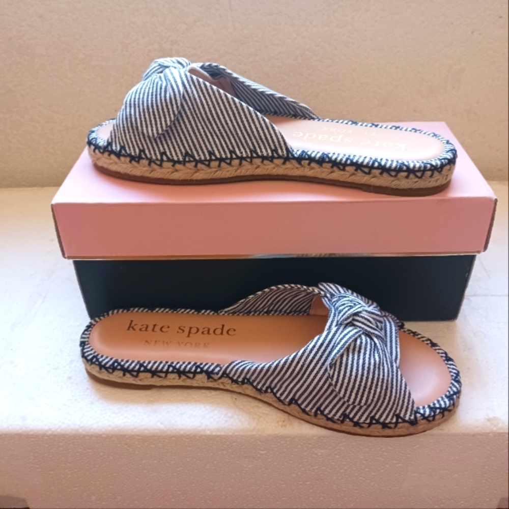 Kate Spade - Picture 1 of 4